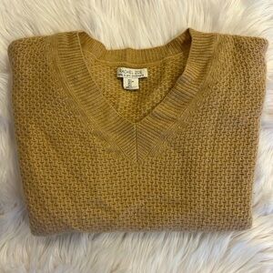RACHEL ZOE 100% 2 ply Cashmere tan V neck sweater size large